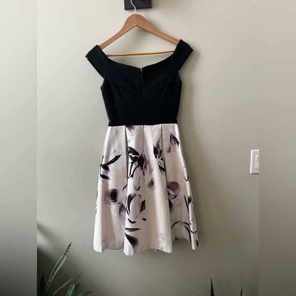 Le Chateau Dress - ladies size xxs - Picture 4 of 7